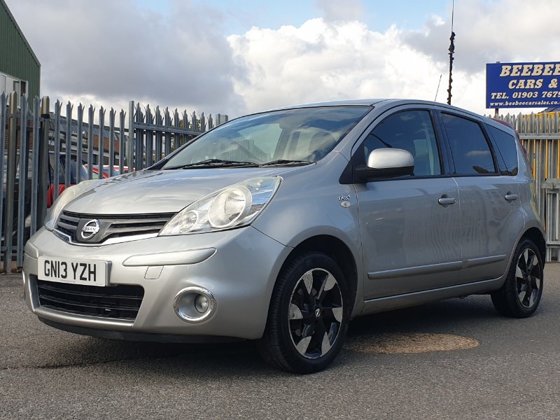 Silver 2013 Nissan Note 1.4 16V n-tec Hatchback 5dr Petrol Manual Euro 5 88 ps in Lancing